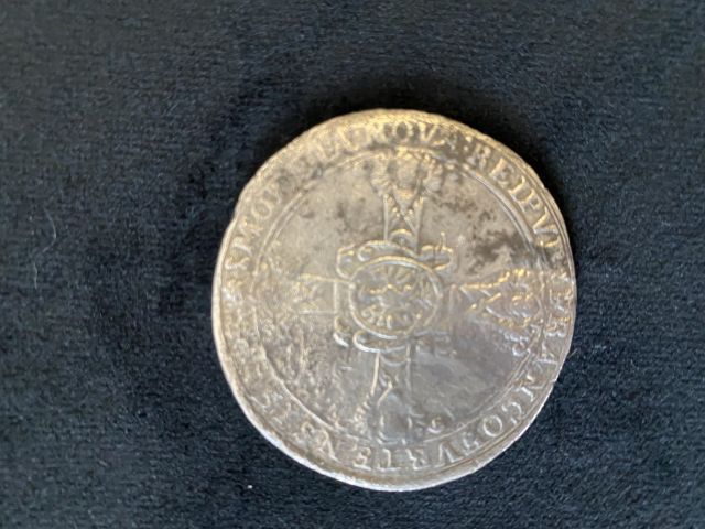 The detail on the coins is amazing.